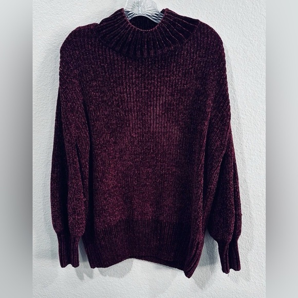 Cynthia Rowley Sweaters - Cynthia Rowley‎ Plush Chenille Turtleneck Sweater - Burgundy Large